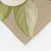 Weiße Blume, brauner Hintergrund Fleecedecke (Ecke)