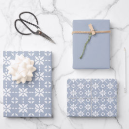 Weiße Blume gepolstertes Muster in Dusty Blue Geschenkpapier Set