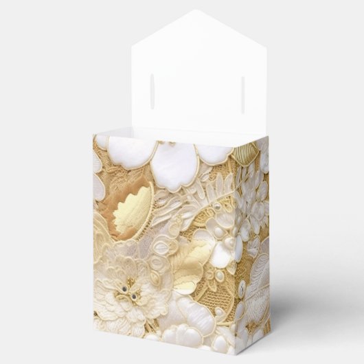 Weiße Blume Geschenkschachtel (Geöffnet)