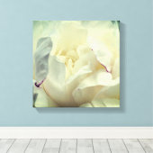 Weiße Blume in Blüte Nah Leinwanddruck (Insitu (Holzboden))