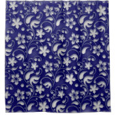 Weiße Blume mit blauem Hintergrund Duschvorhang (Vorderseite)