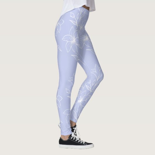 Weiße Blume mit hellblauen Leggings (Rechts)