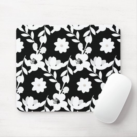 Weiße Blume mit Perlen auf schwarz Mousepad (Mit Mouse)
