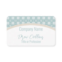 Weiße Blume Muster auf grünem Fliesenbogen