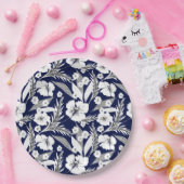 Weiße Blume. Pappteller (Party)