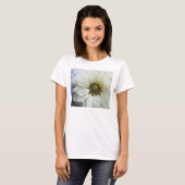 Weiße Blume T-Shirt (Vorne ganz)