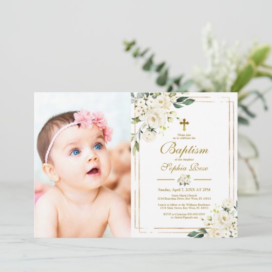 Weiße Blume und Goldrahmen Foto Girl Taufe Einladung (Stehend Vorderseite)