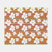 Weiße Blumen auf einem gestreiften Hintergrund Fleecedecke (Vorderseite (Horizontal))
