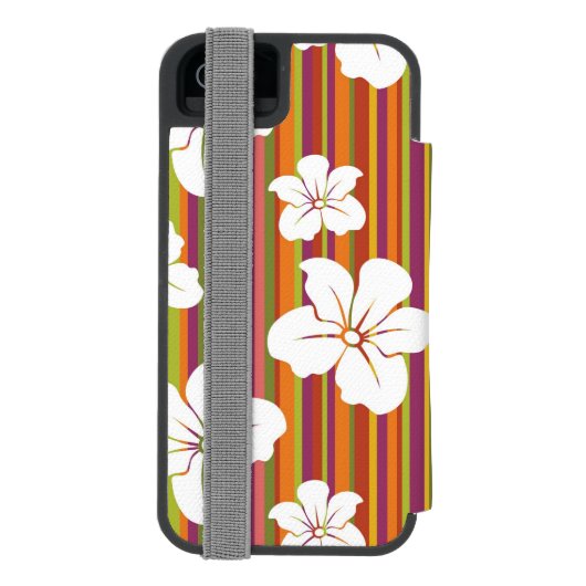 Weiße Blumen auf einem gestreiften Hintergrund Incipio iPhone Geldbeutel-Hülle (Folio Rückseite)