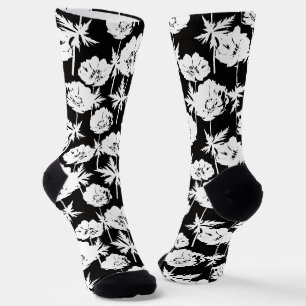 Weiße Blumen auf Schwarz. Socken