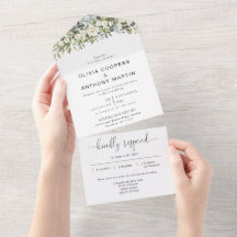 Weiße Blumen-Hochzeitseinladung in einem
