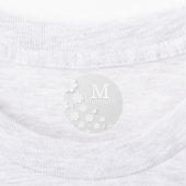 Weiße, blumengeprägte Namensinitialen personalisie Etiketten (Befestigt)