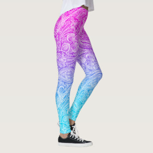 Weiße, blumengeschmückte Paisley in Rosa bis Blau. Leggings