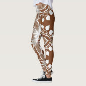 Weiße Blumenmuster auf Rich Brown Leggings (Links)