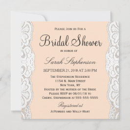 Weiße Blumenspitze auf Pachy Beige Einladung