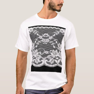 Weiße Blumenspitze: schwarzer Hintergrund. T-Shirt