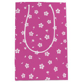 Weiße Blüten in Hot Pink Mittlere Geschenktüte (Vorderseite)