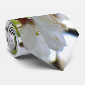 Weiße Blüten Krawatte (Gerollt)