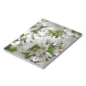 Weiße Blüten, weiße Blume mit eleganten weißen Blü Notizblock (Rotiert)