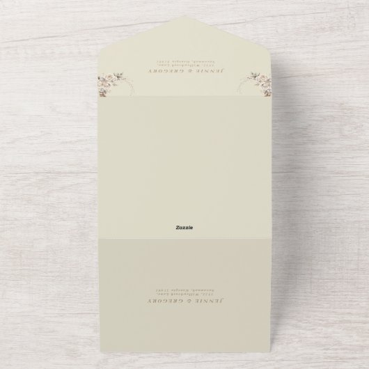 Weiße Boho Blüte in einer Hochzeitsfeier All In One Einladung (Außenbereich)