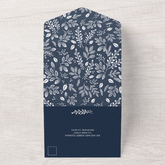 Weiße Botanicals auf Navy Blue All In One Einladung (Außenbereich)