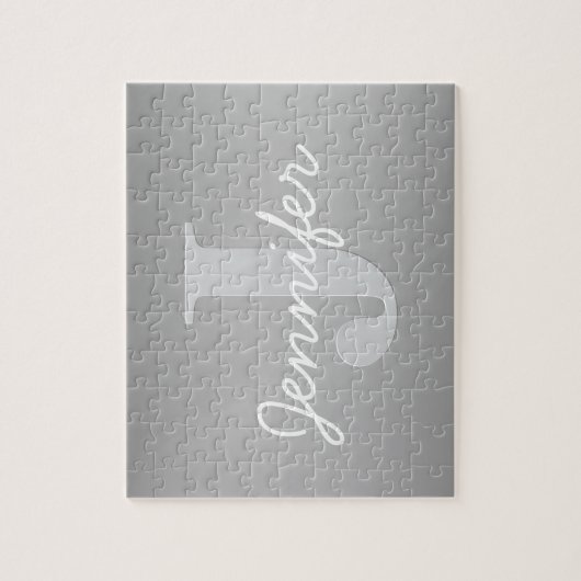 Weiße Cursive und Grau-Monogramm | Editierbare Far Puzzle (Vertikal)