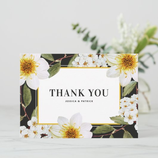 Weiße Dahlia und Spirea Botanische Hochzeit Dankeskarte (Stehend Vorderseite)