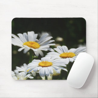 Weiße Dahlien wie in Ihrem Garten Mousepad