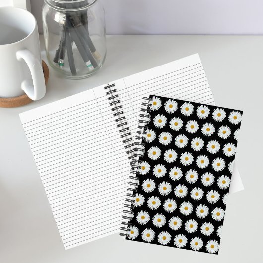 Weiße Daisy-Floral-Muster auf schwarz Notizblock