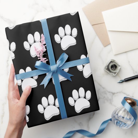 Weiße Dog-Pfote Druckhandgezeichnet Geschenkpapier (Schenken)