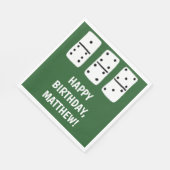 Weiße Dominosteine mit schwarzen Punkten auf Grün Serviette (Ecke)