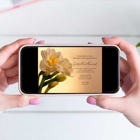 Weiße Doppel-Daffodien Hochzeitliches Probe-Dinner Einladung