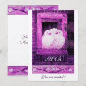 WEISSE DOVEN AN DER FENSTELLE, weißes Lila Einladung (Vorne/Hinten)