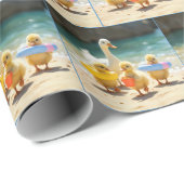 Weiße Ente mit Ducklings am Strand Geschenkpapier (Rolleneckpunkt)