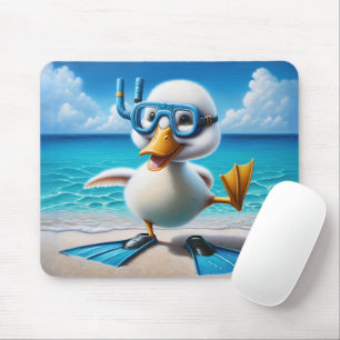 Weiße Ente mit Schnorchel am Strand Mousepad