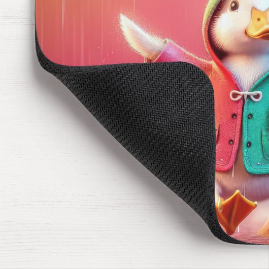 Weiße Enten wandern im Regen Mousepad (Ecke)