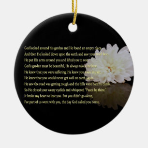 Weiße ErinnerungsBlume mit runder Verzierung des Keramik Ornament