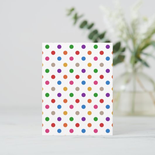 Weiße farbenfrohe Regenbogen-Punkte-Design  Postkarte (Stehend Vorderseite)