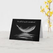 Weiße Feder am Beileid Karte (Gelbe Blume)