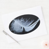 Weiße Feder - Engel von Natur Ovaler Aufkleber (Umschlag)