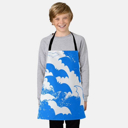 Weiße Fledermäuse in Flugblau Schürze (Getragen)