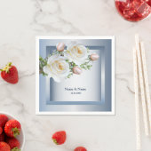Weiße florale elegante blaue Grau Serviette (Beispiel)