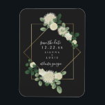 Weiße, florale, graue Hochzeit rettet das Datum Magnet<br><div class="desc">Eine elegante Hochzeit Save the Date mit einer Aquarell-inspirierten Darstellung der grünen und weißen Blume mit einem geometrischen Rahmen über einem dunkelgrauen Hintergrund und weißem Text.</div>