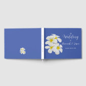 Weiße Frangipani-Blume, auf Blauer, Blumenhochzeit Gästebuch (Voll)