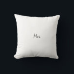 Weiße Frau Pillow Kissen<br><div class="desc">Einfach.. aber schön. Perfektes Kopfkissen für jedes Hochzeitsthema.</div>