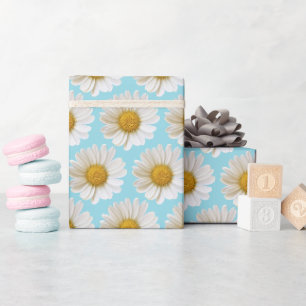 Weiße Gänseblümchen-Muster auf hellblauem Hintergr Geschenkpapier