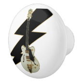 Weiße Gitarre mit schwarzem Keramikknauf (Rechts)