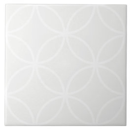 Weiße, graue und weiße Blütenblätter kreisförmig u Fliese