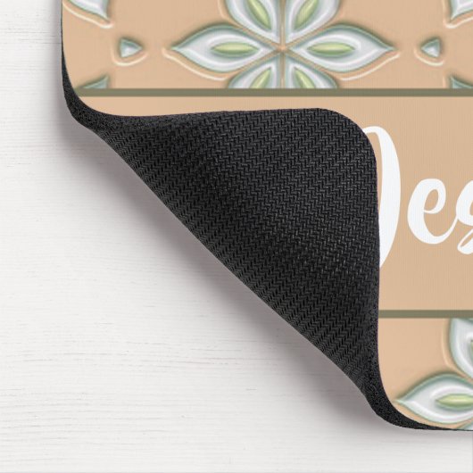 Weiße, gravierte Blume auf Bräune Mousepad (Ecke)