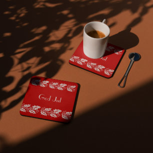 Weiße Heilige in rot - Gott Jul Rechteckiger Pappuntersetzer